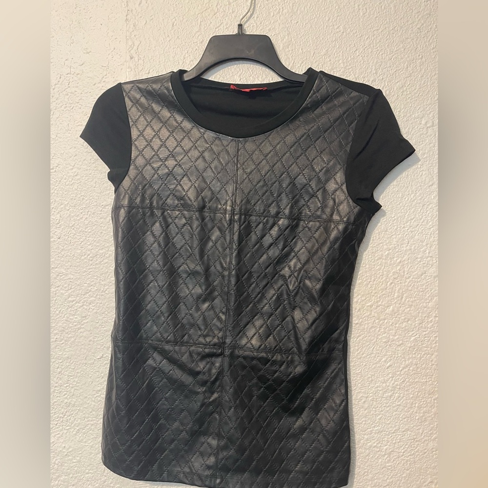 Black Quilted Women's Top sz XS